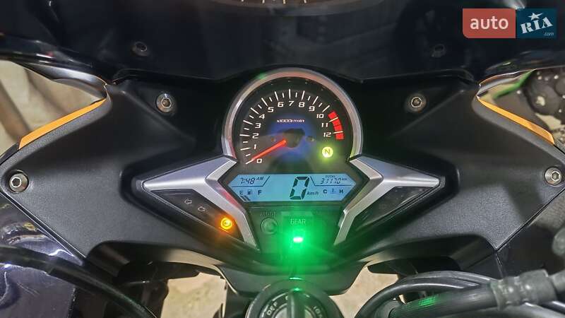 Спортбайк Honda CBR 250R 2016 в Харкові