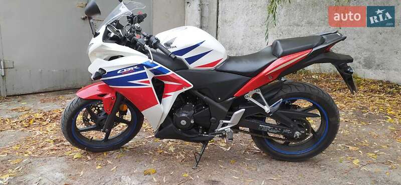 Honda CBR 250R 2014 Honda CBR 250R 2014