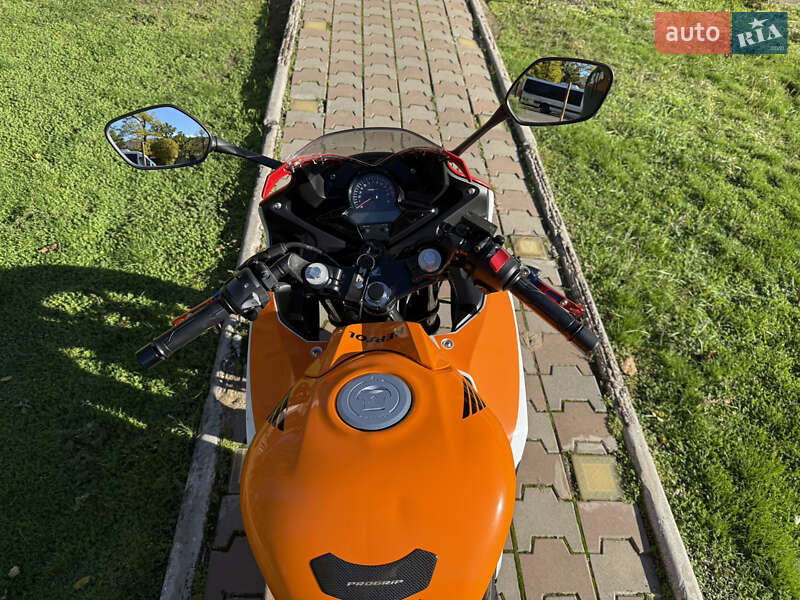 Спортбайк Honda CBR 300R 2015 в Миколаєві фото 7 Спортбайк Honda CBR 300R 2015 в Миколаєві
