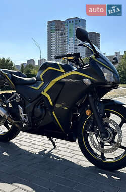 Спортбайк Honda CBR 300RA 2018 в 