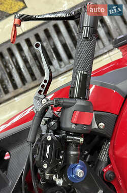 Спортбайк Honda CBR 400R 2021 в 