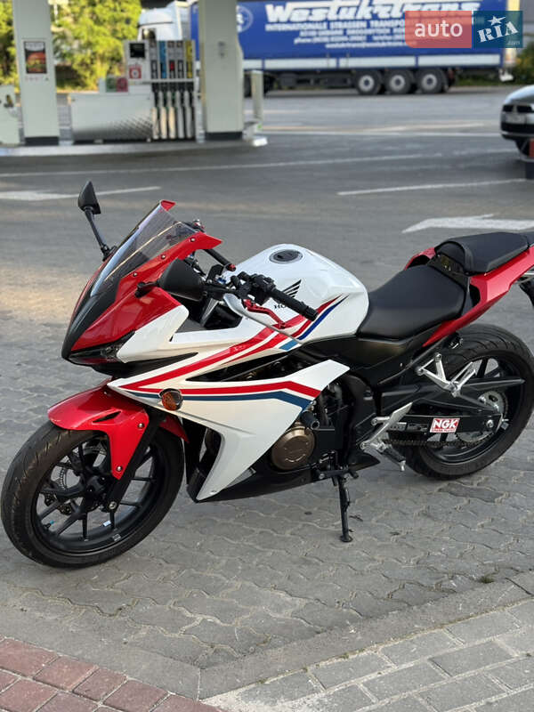 Спортбайк Honda CBR 400R 2016 в Миколаєві