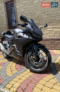 Спортбайк Honda CBR 400R 2020 в Карлівці