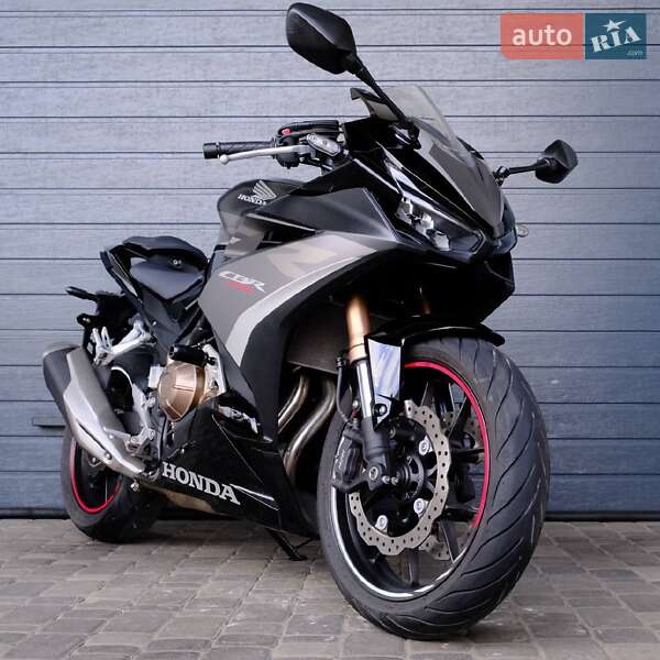 Honda CBR 400R 2023