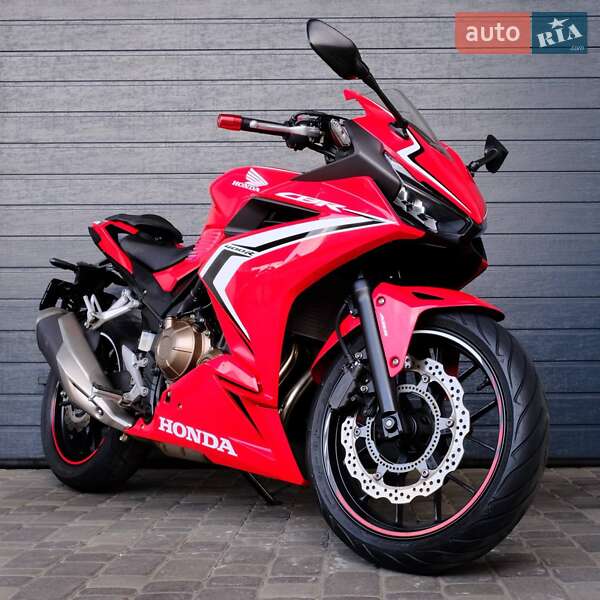Honda CBR 400R 2019