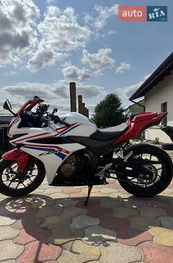 Спортбайк Honda CBR 400R 2016 в 