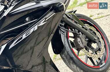 Спортбайк Honda CBR 400R 2016 в 