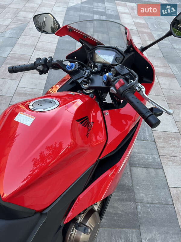 Спортбайк Honda CBR 400R 2016 в Києві