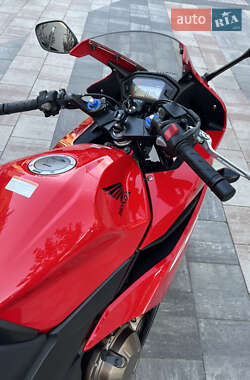 Спортбайк Honda CBR 400R 2016 в 