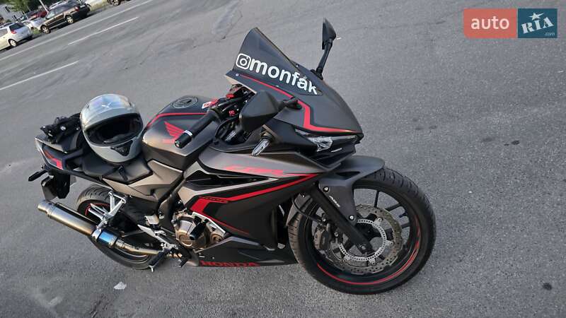 Спортбайк Honda CBR 400R 2021 в 