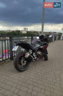 Спортбайк Honda CBR 400R 2019 в 