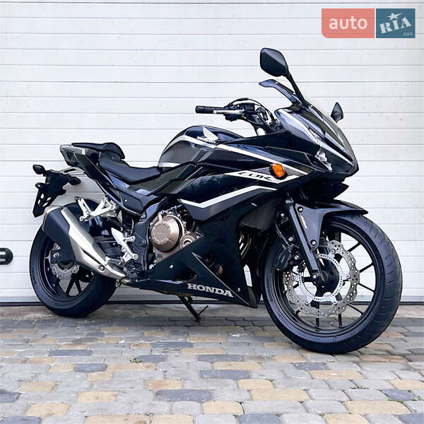 Honda CBR 400R 2017