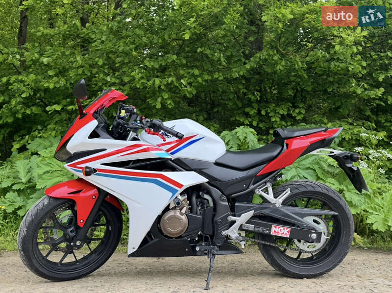 Спортбайк Honda CBR 400R 2016 в Миколаєві