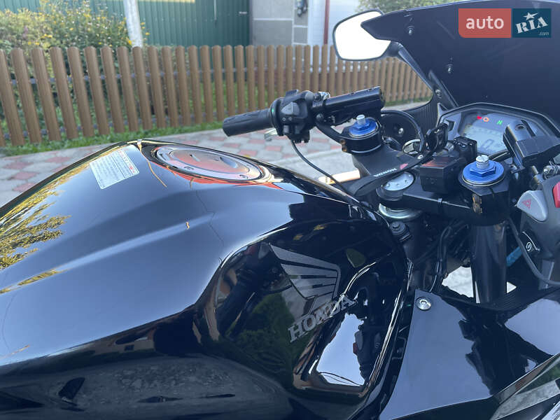 Мотоцикл Спорт-туризм Honda CBR 400R 2016 в Славуте