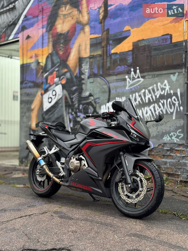 Спортбайк Honda CBR 400R 2021 в 