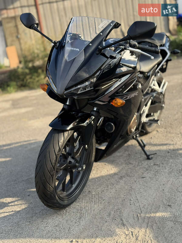 Мотоцикл Спорт-туризм Honda CBR 400R 2017 в Киеве