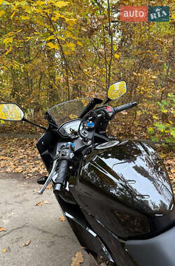 Спортбайк Honda CBR 400R 2016 в  фото 14 Спортбайк Honda CBR 400R 2016 в