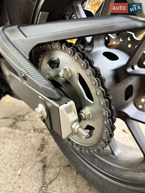 Спортбайк Honda CBR 400R 2016 в Києві