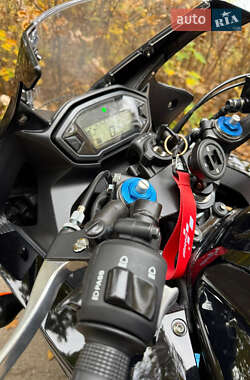 Спортбайк Honda CBR 400R 2016 в  фото 30 Спортбайк Honda CBR 400R 2016 в