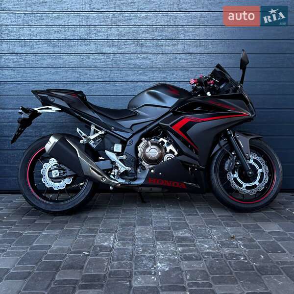 Мотоцикл Без обтекателей (Naked bike) Honda CBR 400R 2020 в Белой Церкви фото 2 Мотоцикл Без обтекателей (Naked bike) Honda CBR 400R 2020 в Белой Церкви