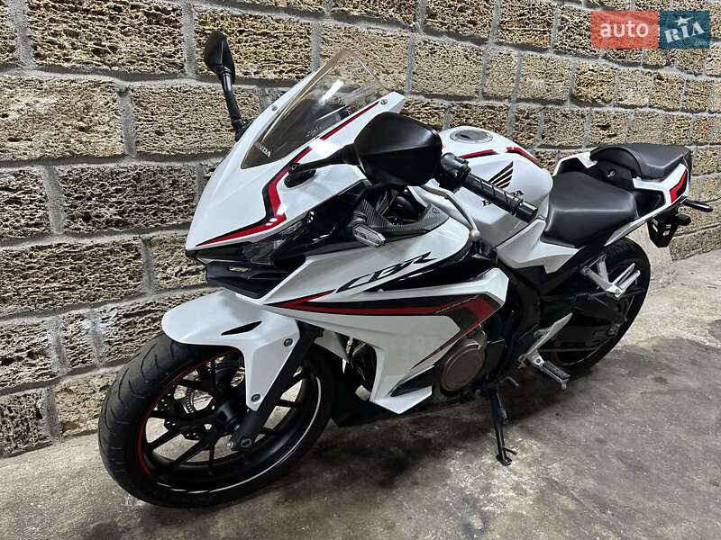 Спортбайк Honda CBR 400R 2021 в Одесі фото 9 Спортбайк Honda CBR 400R 2021 в Одесі