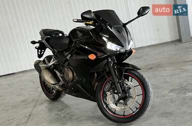 Спортбайк Honda CBR 400R 2016 в Львове