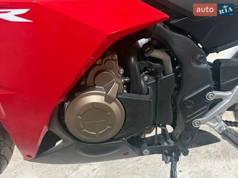 Спортбайк Honda CBR 400R 2016 в Коломые