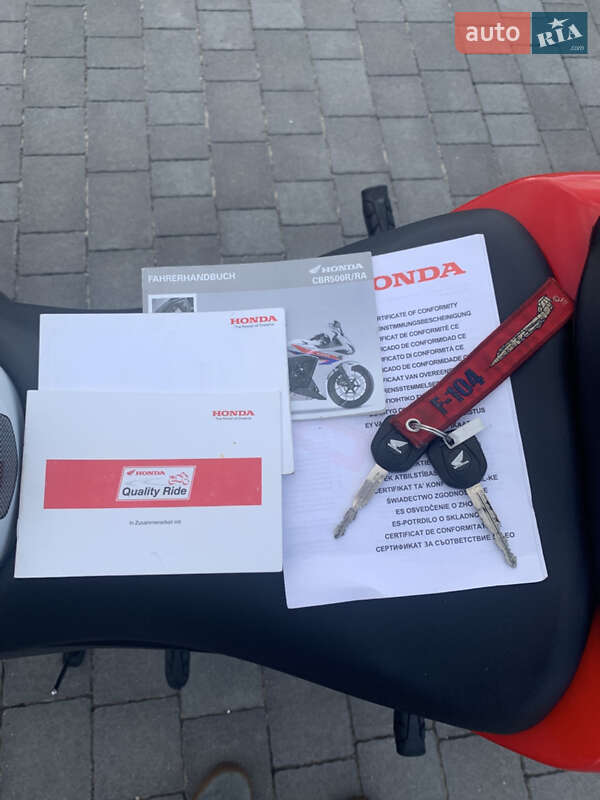 Спортбайк Honda CBR 500R 2016 в Снятині