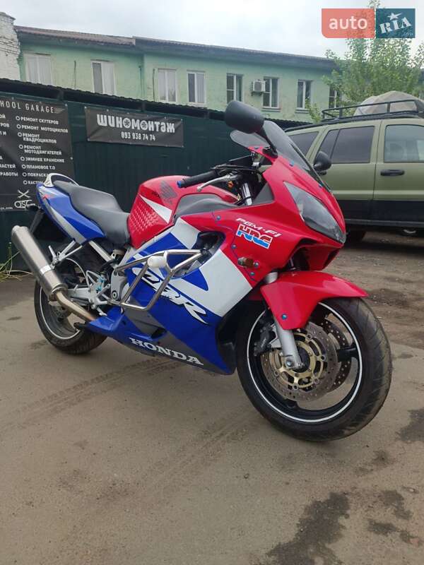 Мотоцикл Спорт-туризм Honda CBR 600F4i 2002 в Києві