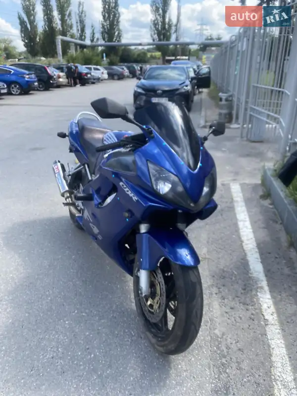 Honda CBR 600F4i 2002