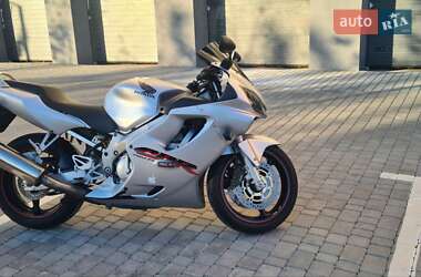 Спортбайк Honda CBR 600F4i 2002 в Вінниці