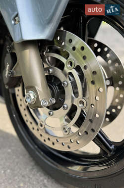 Мотоцикл Спорт-туризм Honda CBR 600F4i 2005 в 