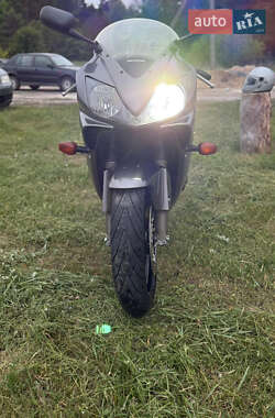 Мотоцикл Спорт-туризм Honda CBR 600F4i 2005 в 