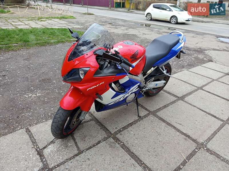 Спортбайк Honda CBR 600F4i 2001 в Коломые
