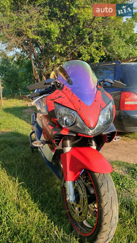 Honda CBR 600F4i 2001