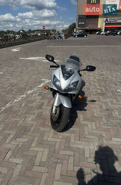 Спортбайк Honda CBR 600F4i 2002 в Харькове