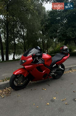 Спортбайк Honda CBR 600F4i 2002 в 
