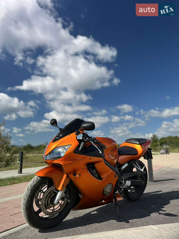 Спортбайк Honda CBR 600F4i 2001 в Коломиї