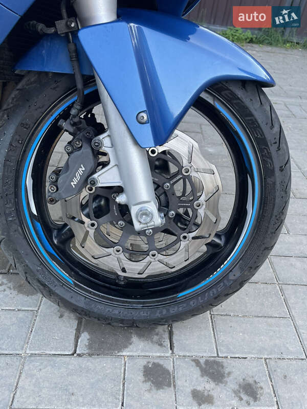 Спортбайк Honda CBR 600F4i 2002 в Могилев-Подольске