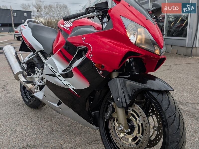 Мотоцикл Спорт-туризм Honda CBR 600F4i 2004 в Киеве фото 4 Мотоцикл Спорт-туризм Honda CBR 600F4i 2004 в Киеве