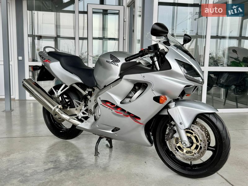 Honda CBR 600F4i 2001