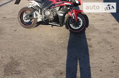 Спортбайк Honda CBR 600F 2007 в Пирятине