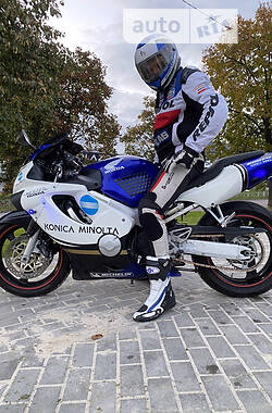 Мотоцикл Спорт-туризм Honda CBR 600F 2000 в Чернигове