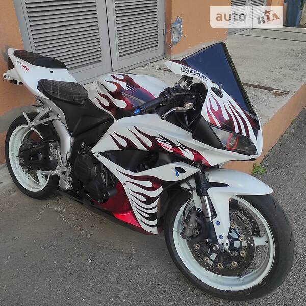 Спортбайк хонда cbr 600