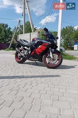 Спортбайк Honda CBR 600F 2000 в Виннице