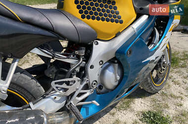 Мотоцикл Спорт-туризм Honda CBR 600F 1999 в 