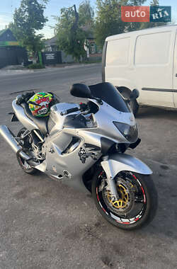 Мотоцикл Спорт-туризм Honda CBR 600F 2000 в Чернигове
