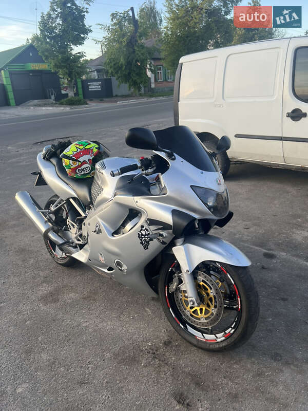 Мотоцикл Спорт-туризм Honda CBR 600F 2000 в 