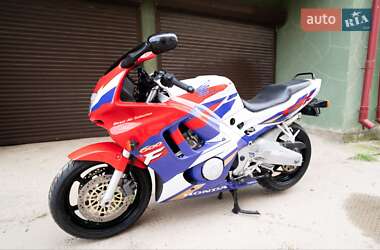 Спортбайк Honda CBR 600F 1995 в 