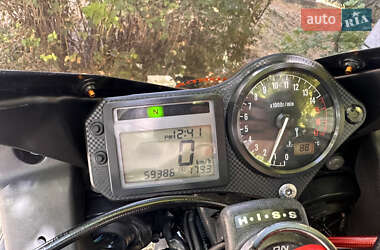 Мотоцикл Спорт-туризм Honda CBR 600F 2002 в 
